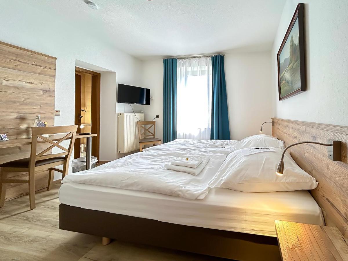 Keller Hoehe Bed & Breakfast Andernach Dış mekan fotoğraf